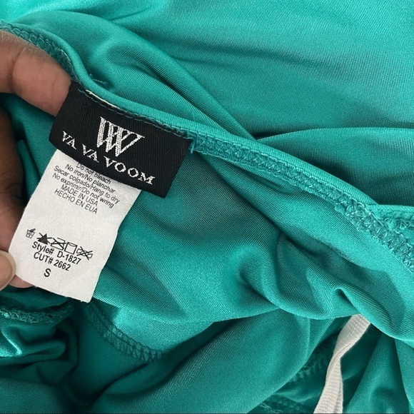 VA VA VOOM Green Draped Neckline Halter Back Sleeveless Bodycon Dress Small - Picture 4 of 4